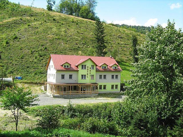 Hotel Bocy Oscadnica Exterior foto